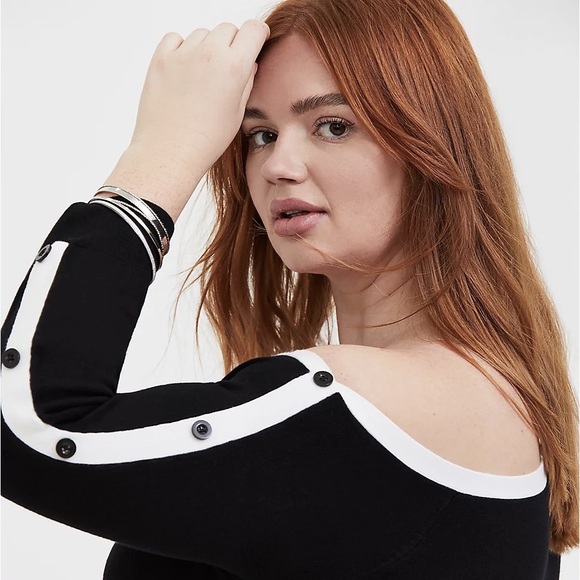 Torrid Black and White Long Sleeve Button Off The Shoulder Sweater Dress - Picture 4 of 10